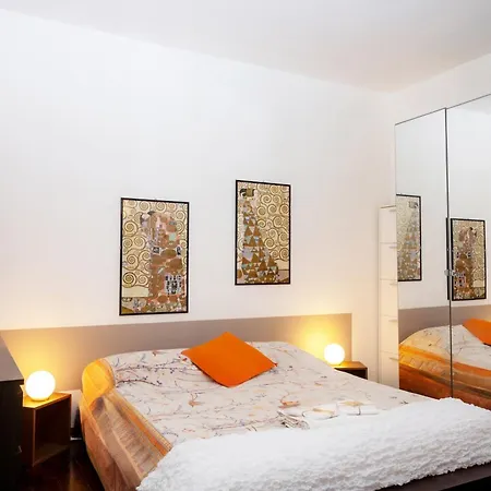 Casa Di Flo - Medieval Centre With Wifi & Ac * Ferrara