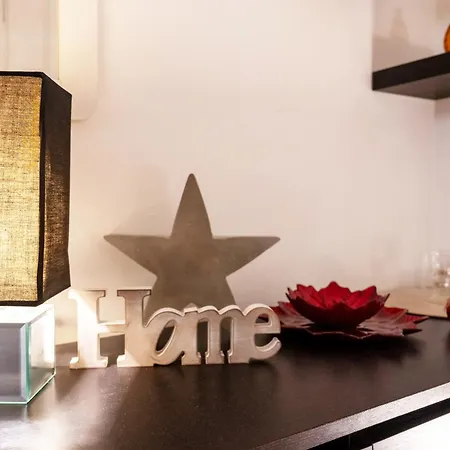 Casa Di Flo - Medieval Centre With Wifi & Ac Apartamento *